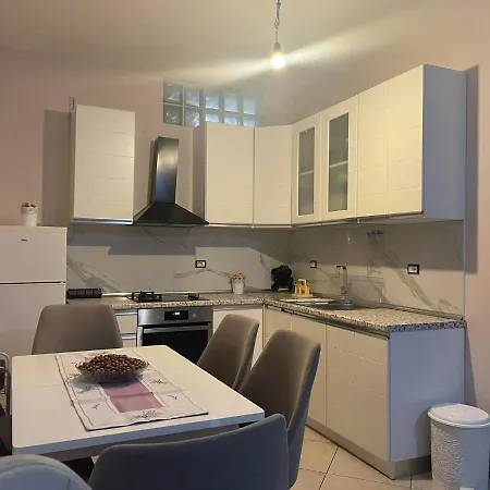 Asja City Center Apartment